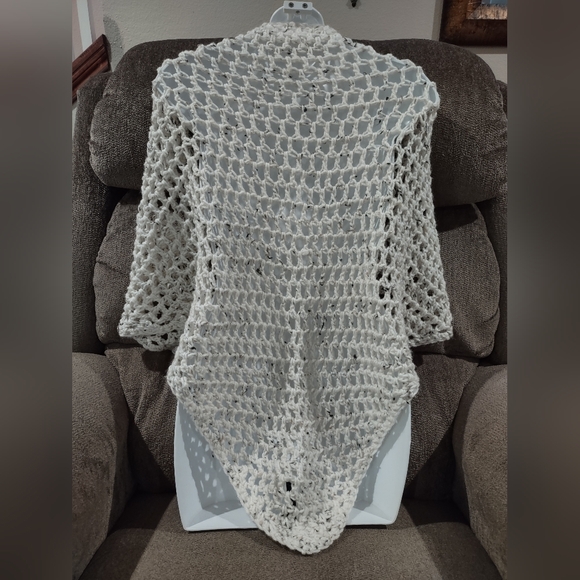 Crochet Shawl Wrap Poncho Cape Shrug Warm Wear Sweater - Picture 3 of 5